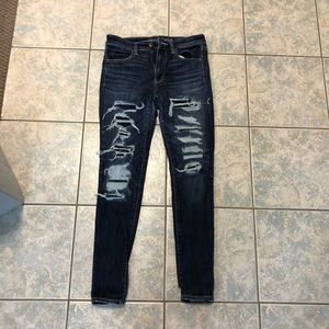 AMERICAN EAGLE JEANS